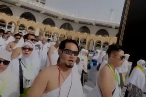 Mengaku 12 Kali Naik Haji, Ustaz Guntur Bumi: Hobi Mendekat kepada Allah - JPNN.COM