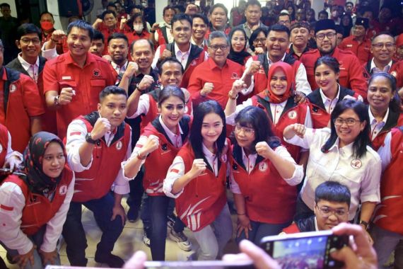Jelang 2024, PDIP Mulai Konsolidasikan Gerakan Anak Muda di Jawa Barat - JPNN.COM