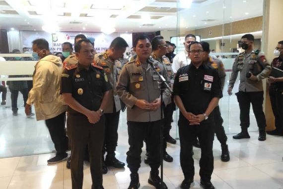 Pimpin Rapat Persiapan Penanganan Pemilu, Irjen Fadil: Mengidentifikasi Sejak Dini - JPNN.COM