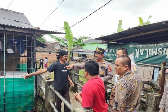 Kakek dan Cucu yang Terseret Arus Sungai Citamiang Ditemukan Sudah tak Bernyawa - JPNN.COM