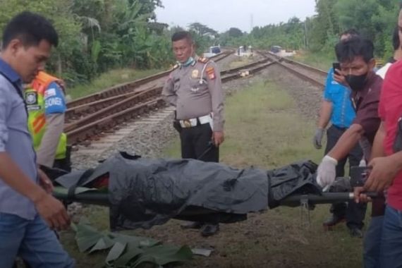 Pria Tewas Tersambar Kereta di Bekasi, Begini Kronologinya - JPNN.COM