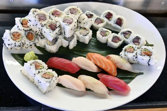 Tradisi Sushi Jepang Menghadapi Ancaman Baru: Krisis Wasabi - JPNN.COM