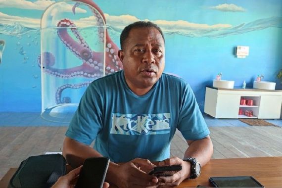 Polda Papua Tahan 3 Polisi Terkait Kaburnya Bupati Mamberamo Tengah ke Papua Nugini - JPNN.COM