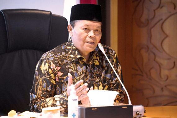 Ustaz HNW Minta DPR dan Pemerintah Segera Sahkan RUU Bank Makanan - JPNN.COM