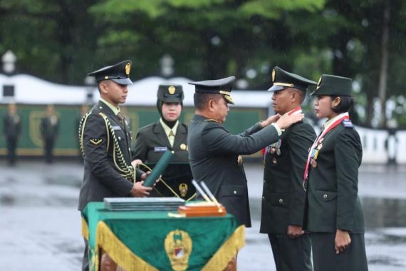 Jenderal Dudung: Saya Yakin Kalian Dapat Diandalkan TNI AD - JPNN.COM