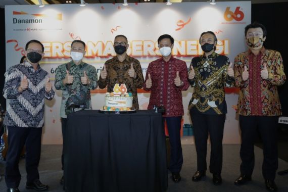 Kunci Sukses Danamon Berkiprah di Industri Perbankan di Indonesia - JPNN.COM