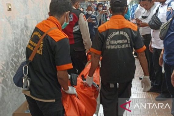 Wanita 19 Tahun Dibunuh di Kamar Indekos di Duren Sawit, Kesaksian Warga Menggemparkan - JPNN.COM