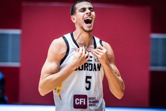 Buzzer Beater Freddy Ibrahim Pupus Asa Taiwan Melaju ke Babak Delapan Besar FIBA Asia Cup 2022 - JPNN.COM