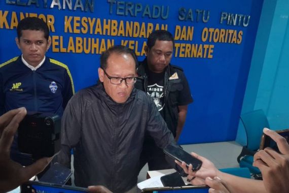 Dihantam Gelombang Laut, Kapal Berpenumpang 66 Orang Tenggelam, Mohon Doanya - JPNN.COM