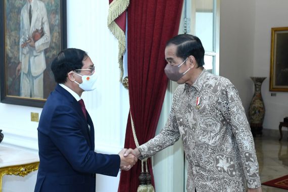 Jokowi Terima Pejabat Penting dari Negara Sosialis Ini di Istana, Apa yang Dibahas? - JPNN.COM