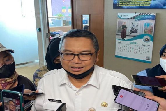 Tetap Ngotot Bertemu Anies, Buruh Bawa Kata-kata Berjuang Bersama - JPNN.COM