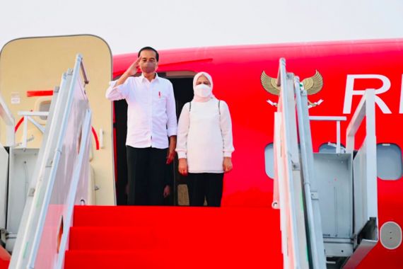 Pagi-Pagi, Jokowi Sudah Tiba di NTT, Ini Agendanya - JPNN.COM