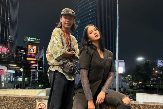 5 Foto Paula Verhoeven dan Bonge di Citayam Fashion Week, Kece Banget - JPNN.COM