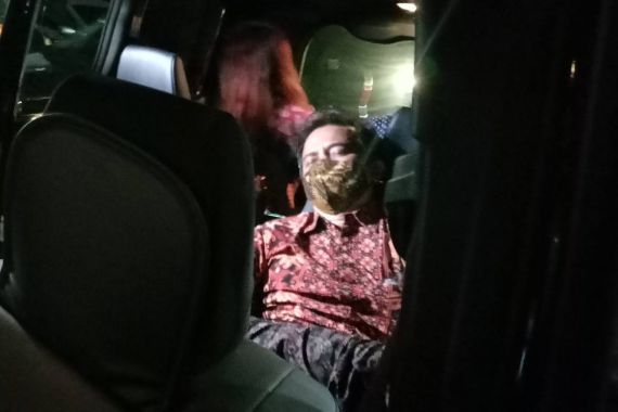 Roy Suryo Tepar Setelah Diperiksa Polisi selama 12 Jam, Mohon Doanya - JPNN.COM