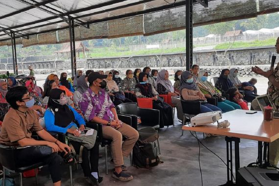 Undang Guru dan Orang Tua Murid, Nara Kupu Jogya Perkenalkan Metode Baru Berkomunikasi dengan Anak - JPNN.COM