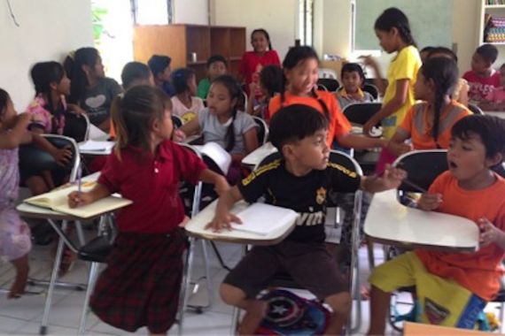 Suwung Community Centre Wujudkan Mimpi Anak-Anak Pemulung Bersekolah - JPNN.COM