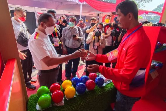 Menpora Amali Bicara Kesuksesan Ekonomi di Expo UMKM ASEAN Para Games 2022 - JPNN.COM