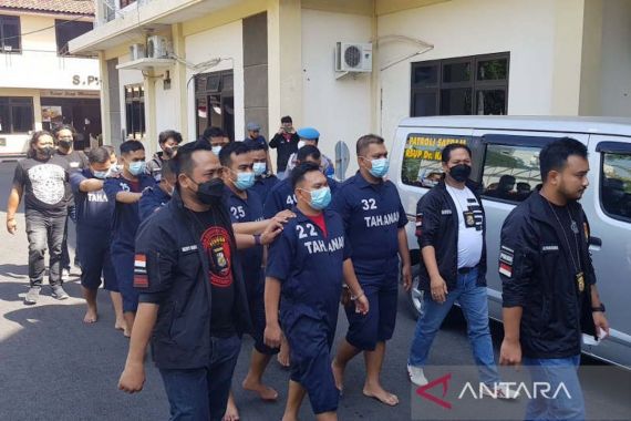 Pria Bertato Tewas Dikeroyok 11 Satpam di Semarang, Ada yang Kenal? - JPNN.COM
