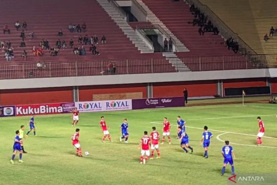 Indonesia 2 vs 0 Filipina: Garuda Asia Tanpa Hambatan di Laga Perdana Piala AFF U-16 - JPNN.COM