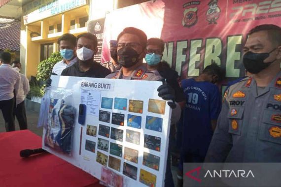 3 Bandit Asal Lampung Kuras ATM, Modusnya Bikin Geleng-Geleng - JPNN.COM