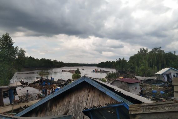 BPBD Riau Kirim Bantuan untuk Korban Bencana Longsor di Enok - JPNN.COM