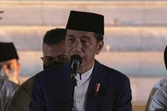 Malam-malam, Jokowi Sampaikan Kondisi Mengerikan, Lalu Meminta Masyarakat Banyak Berdoa - JPNN.COM