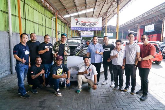 Seusai Tinjau Mobil Modifikasi Uya Kuya, Bamsoet: Akan Dicat Warna Kuning Golkar - JPNN.COM