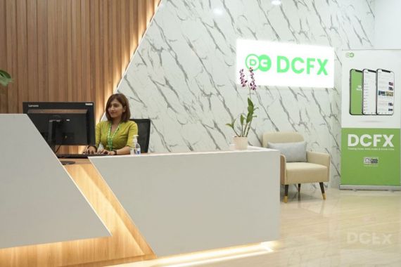 DCFX Dinobatkan Sebagai Aplikasi Trading Terbaik di Forex Awards - JPNN.COM