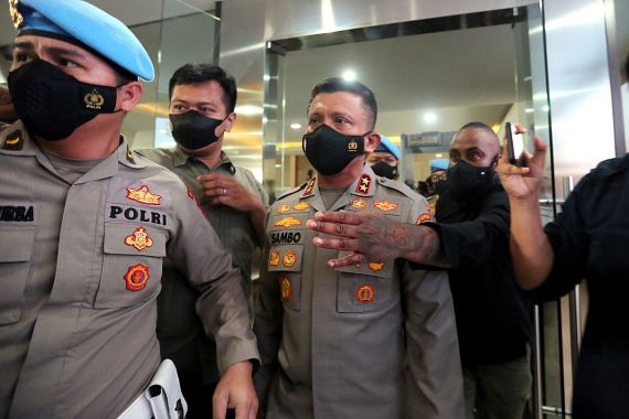 Politikus Terkenal asal Lampung Ini Yakin Usaha Ferdy Sambo Sia-sia - JPNN.COM