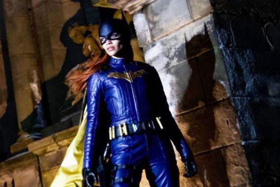 Film Batgirl Batal Tayang, Sang Sutradara Ungkap Kesedihan - JPNN.COM