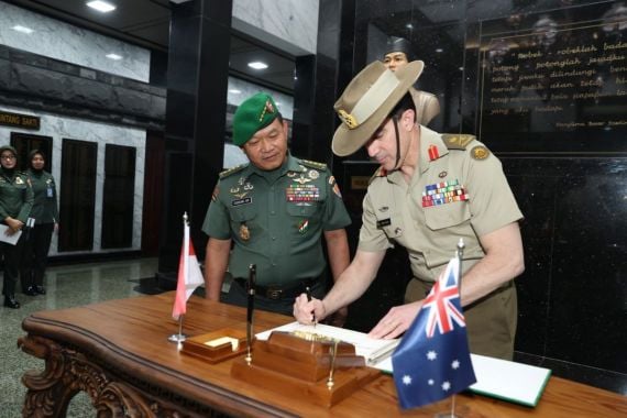 Jenderal Dudung dan Letjen Stuart Meningkatkan Kerja Sama Militer Indonesia-Australia - JPNN.COM