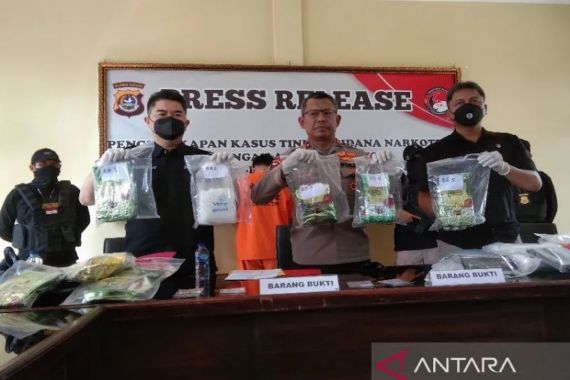 2 Mahasiswa Ini Ditangkap Polisi, Kasusnya Berat, Bagi yang Kenal Siap-Siap - JPNN.COM