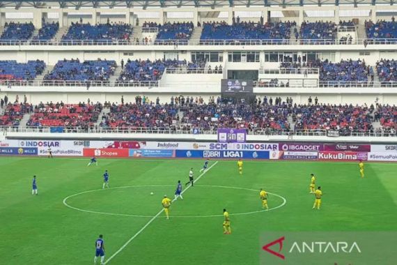 Diwarnai Penalti Gagal, PSIS Taklukkan Barito Putera 2-1 - JPNN.COM