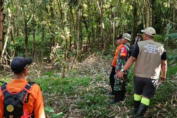 2 Hari Hilang di Perkebunan, Kakek 94 Tahun Ditemukan Sudah Lemas - JPNN.COM
