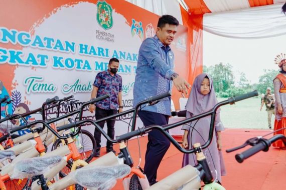 Bobby Nasution: Jangan Menjadikan Anak Bahan Uji Coba dan Balas Dendam - JPNN.COM