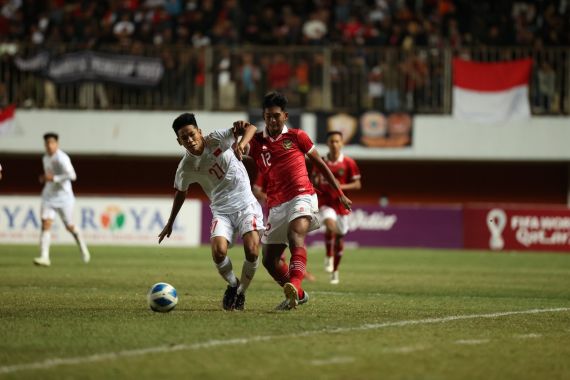 Vietnam Keok dari Timnas U-16 Indonesia, Pelatih Sindir Keputusan Wasit - JPNN.COM