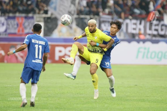 Wasit Umarela Mendapat Sanksi Buntut Laga PSIS vs Barito Putera, Apa Kasusnya? - JPNN.COM