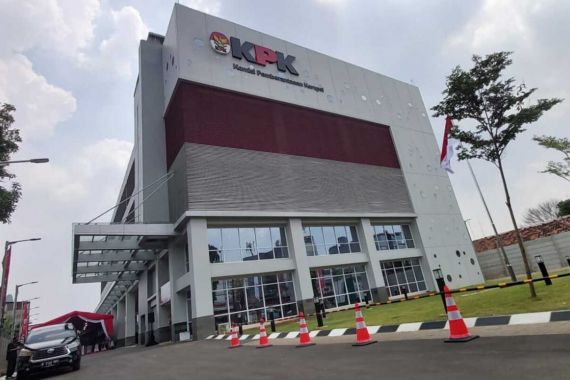 KPK Habiskan Rp 65 Miliar untuk Renovasi Gedung Penyimpanan Mobil Mewah Sitaan dari Koruptor - JPNN.COM