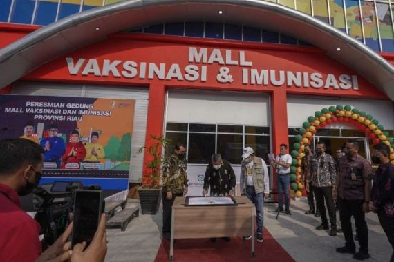 Dinkes Provinsi Riau Dirikan Mal Vaksin dan Imunisasi, Ini Lokasinya - JPNN.COM