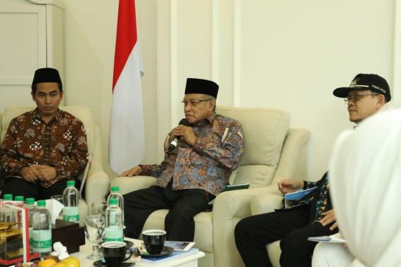 Kiai Said: Islam Nusantara Foundation Peduli pada Kondisi Ekonomi Masyarakat - JPNN.COM