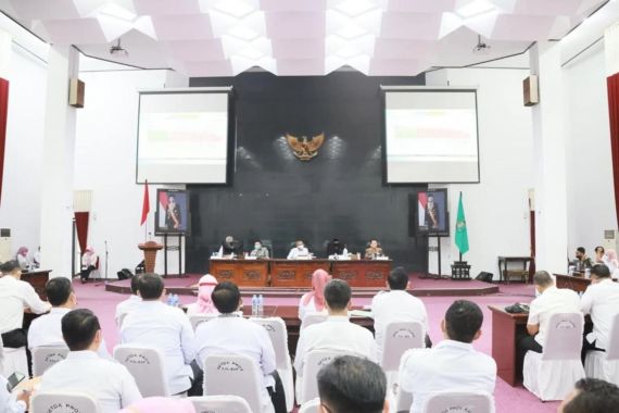 Kemendagri Dorong Pemprov Kalbar Percepat Realisasi APBD - JPNN.COM