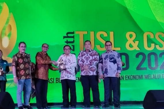 TJSL & CSR Award 2022 Kembali Digelar, Puluhan Perusahaan BUMN Raih Penghargaan - JPNN.COM