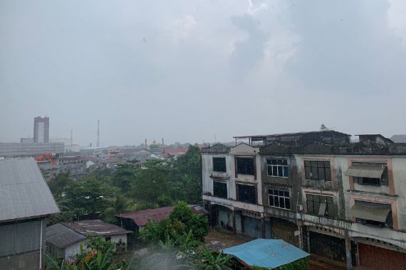 Peringatan BMKG soal Cuaca Hari Ini di Pekanbaru, Waspada - JPNN.COM