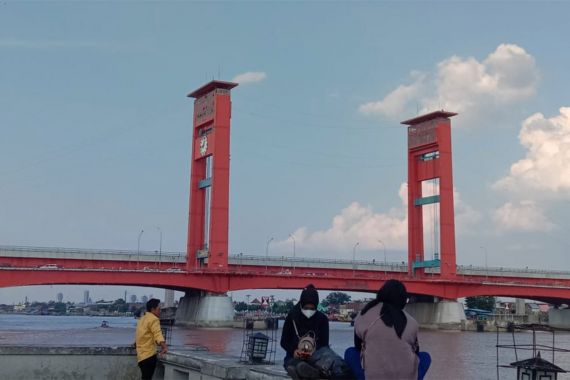 Sejarah Jembatan Ampera, Spesifikasi dan Estimasi Bobotnya - JPNN.COM