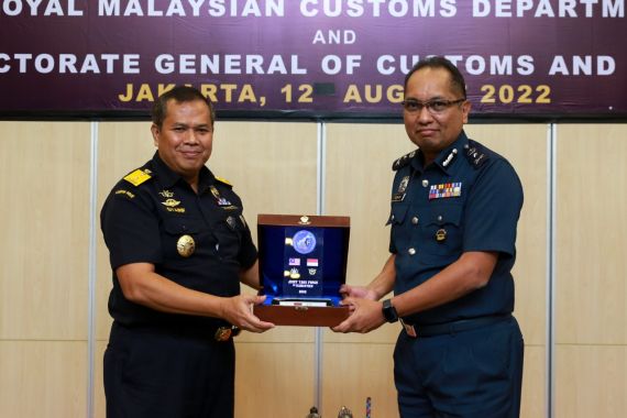 Bea Cukai dan Malaysian Customs Tutup Rangkaian Joint Task Force Operation 2022 - JPNN.COM