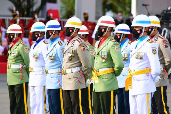 Siapakah Komandan Upacara Kemerdekaan RI di Istana? Kandidatnya Pamen Polisi, AD, AU, dan AL - JPNN.COM