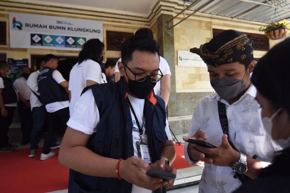 Kiprah Relawan Bakti BUMN Bimbing UMKM Naik Kelas di Rumah BUMN Klungkung Bali - JPNN.COM
