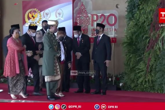 Sidang Tahunan MPR, Megawati dan 4 Eks Wapres RI Tampak Hadir, SBY Absen - JPNN.COM