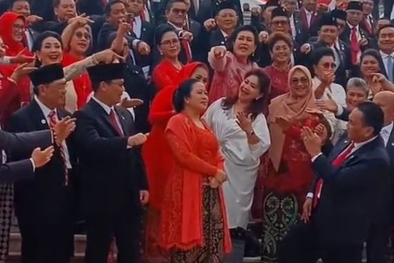 Heboh Video Legislator PDIP Kompak Teriakkan Presiden Sembari Tunjuk Puan Maharani - JPNN.COM