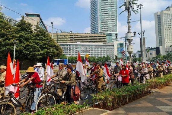 Para Pencinta Sepeda Tua Ikut Gowes Kemerdekaan, Unik! - JPNN.COM